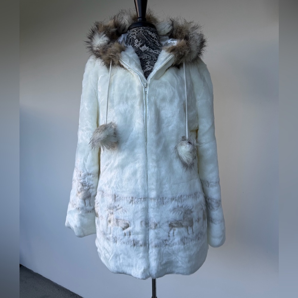 Women's White Faux Fur Hooded Coat by Black Mountain size Medium
